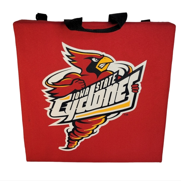 Iowa State Stadium Seat Pad with Carrying Case Pouch Backpack Style Red - Picture 2 of 8
